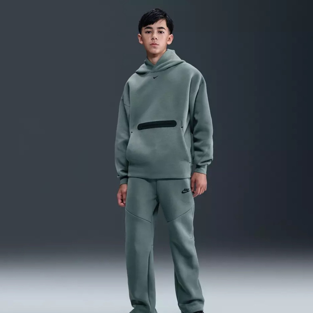 Nike Boys' Sportswear Tech Fleece Oversized Pullover Hoodie- Clay Green/Black
